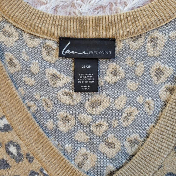 Lane Bryant Leopard V Neck Sweater Size 26/28 - Picture 2 of 5